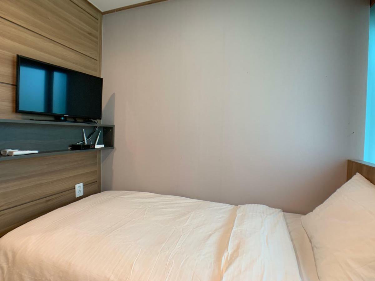 J-Honor Guesthouse Seoul Exterior photo